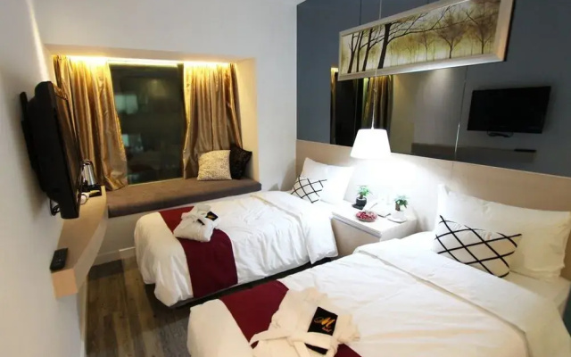 M1 Hotel