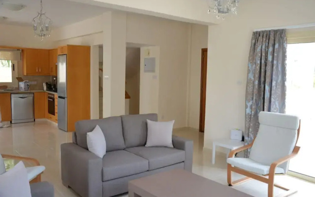 Anthorina Villa 13