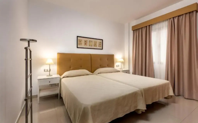 Apartamentos Las Palmeras