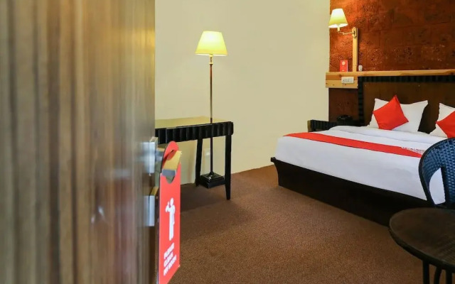 Raj Palace By OYO Rooms
