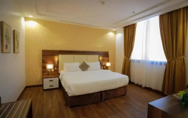 Palette Luxury Mirage Hotel By Oyo Rooms