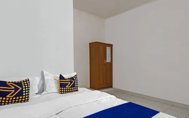 SPOT ON 92498 Fanni Homestay