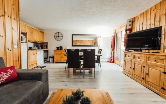 Charming apartment with balconies 5min from the Bettex gondola