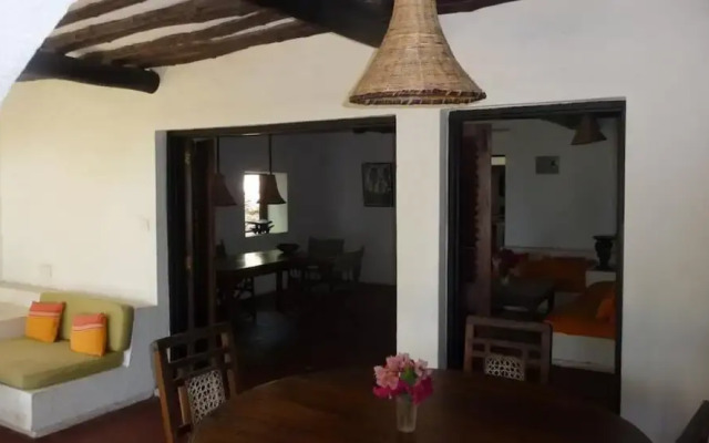 Kusini Beach Cottages
