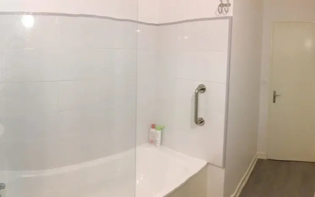 Apartment With one Bedroom in Besançon, With Wifi