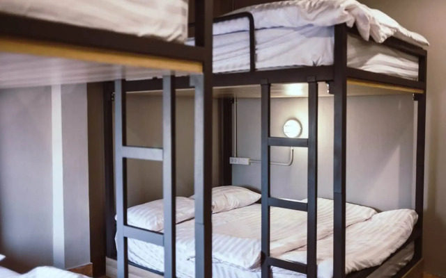 Merge Hostel