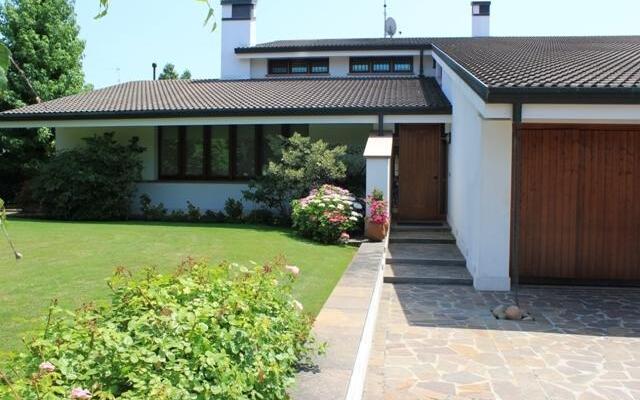 Отель 3 Tesori B&B Кастель-д'Арио вид на фасад