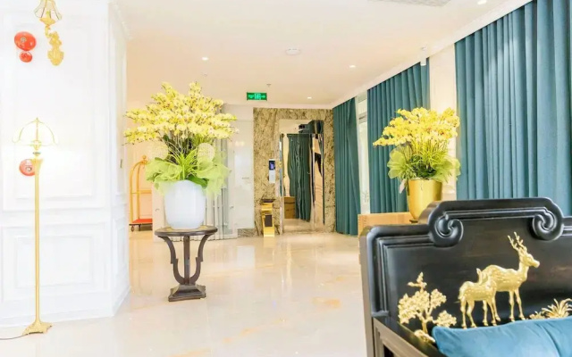 Leo Mansion Luxury Serviced Apartment