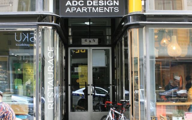 Отель ADC Design Apartmány Чехия, Брно - отзывы, цены и фото номеров - забронировать отель ADC Design Apartmány онлайн вид на фасад