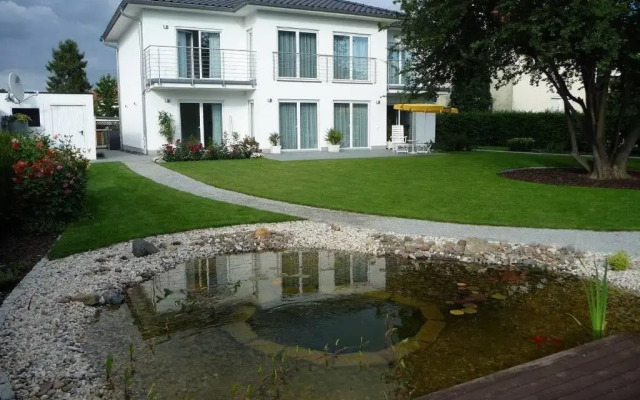 Großzugige,Zetrumsnahe Wohnung (Adults Only)