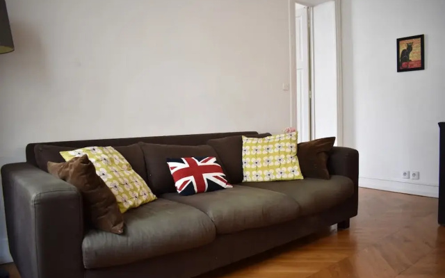 1 Bedroom Flat In Le Marais