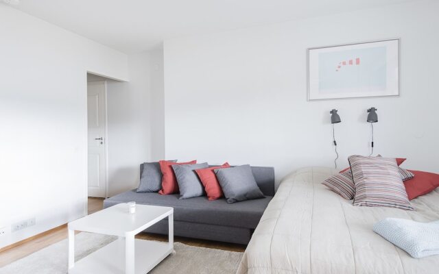 Отель Helsinki South Central Apt Neitsytpolku комната для гостей