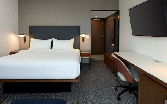 Courtyard By Marriott Montreal Laval