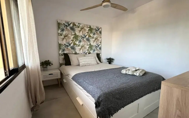 Seabeach Apartment in Aguadulce