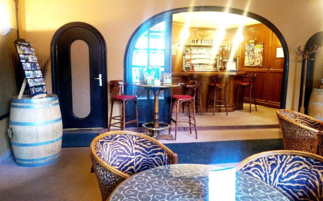 hotelImage