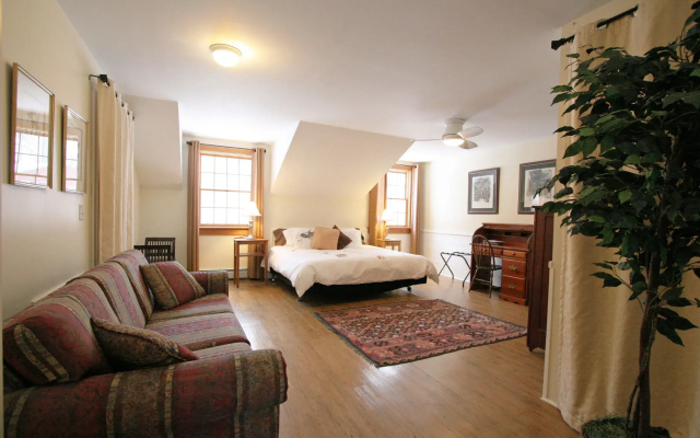 The Old Saco Inn