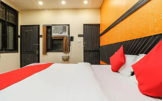 OYO 62485 Hotel City Palace