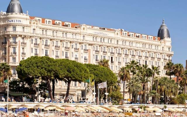 Отель Steva Rentals - Vue Mer - 100m Croisette et Plages вид на фасад