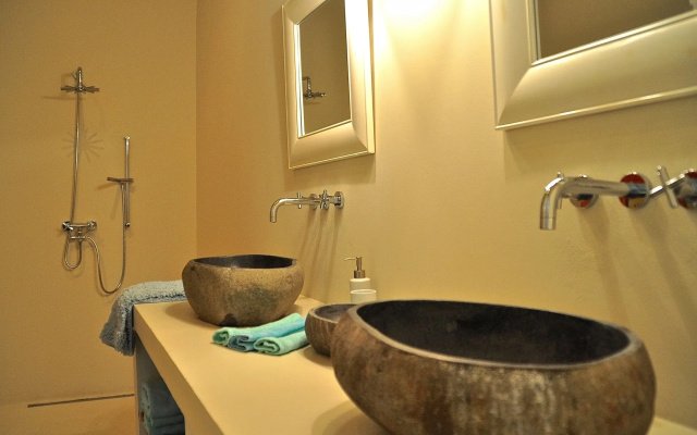 Ocean Breeze Boutique Hotel & Marina