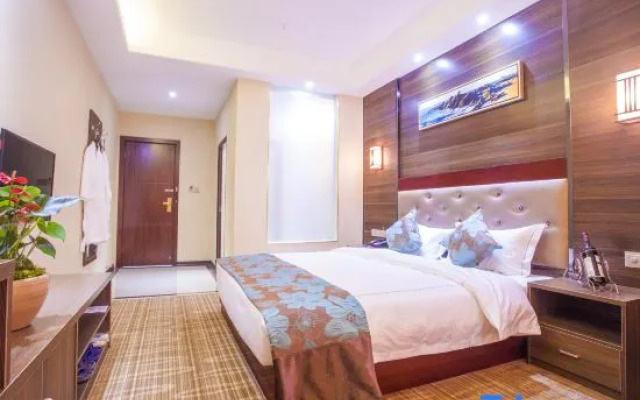 Yunting City Hotel (Lijiang Ancient City)