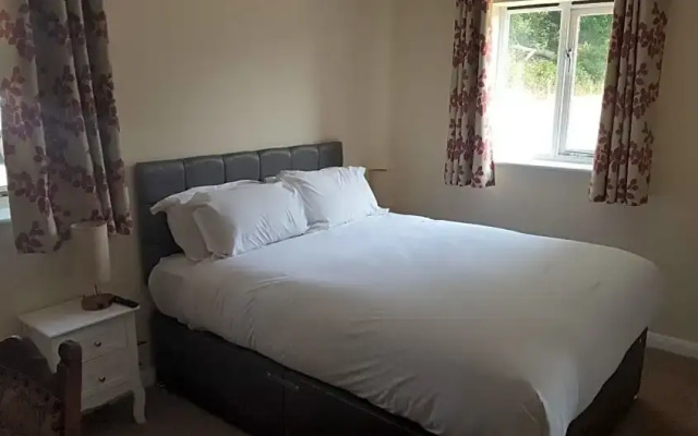 Oakside Lodge