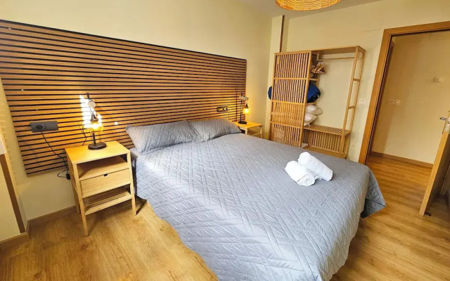 Apartamentos Escarrilla Suites 3000