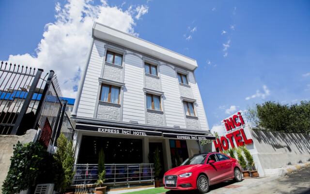Express Inci Airport Hotel вид на фасад