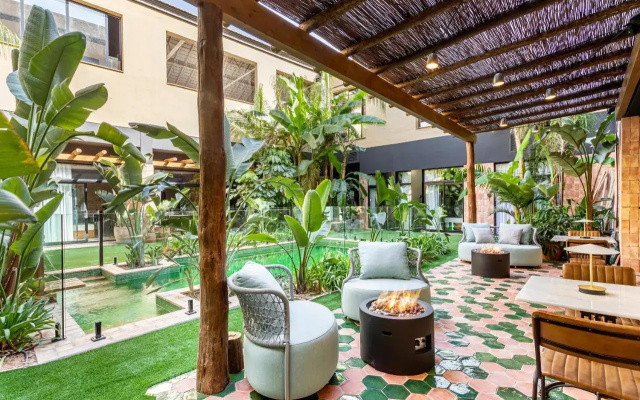 Saman Boutique Hotel