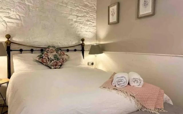 Coach House
