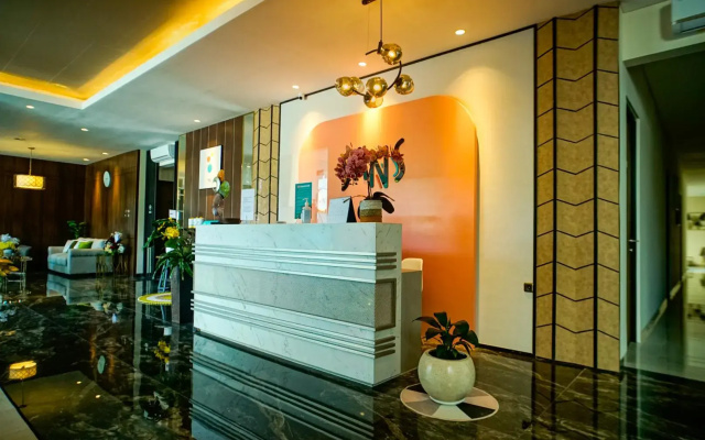 Sans Hotel Box Mansion Surabaya