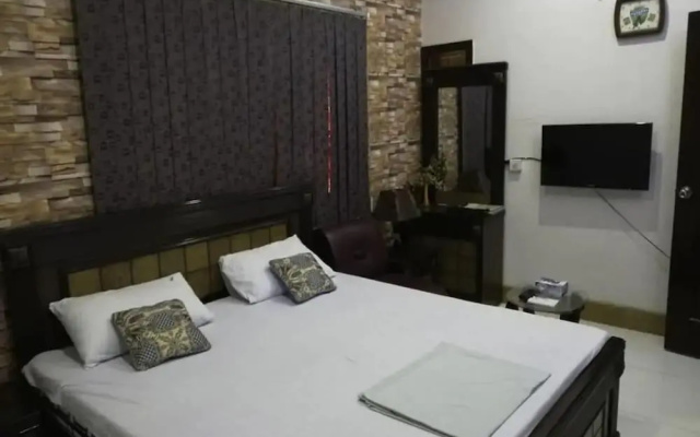 Autobahn Guest house