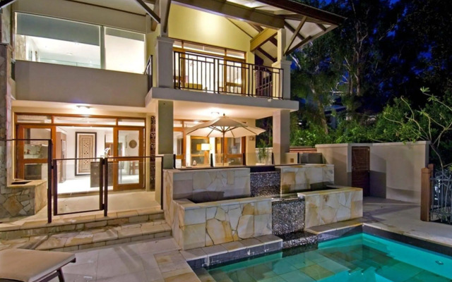 5 Star Luxury Villa 113 at Sea Temple Palm Cove