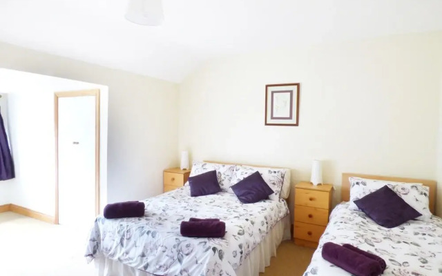Kiltartan House 2B