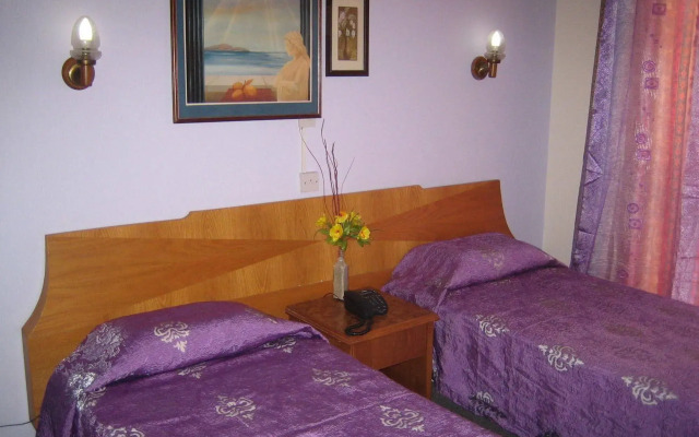 Onisillos Hotel