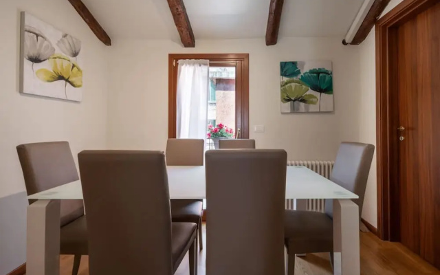 Herion Palace Apt 3 by Wonderful Italy