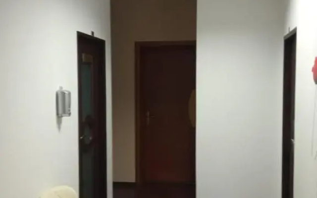 Central Hostel Partener