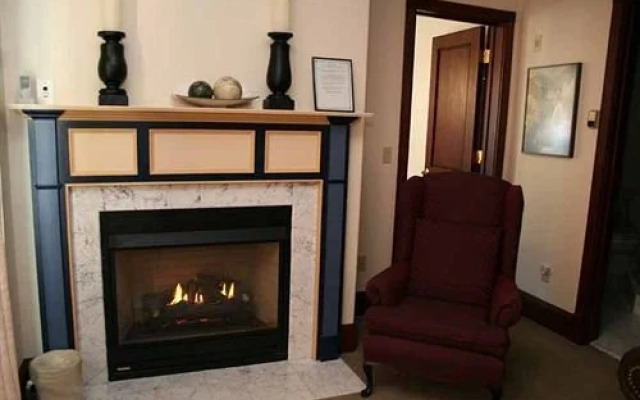 Ballard 202 North 2 Bedrooms 2 Bathrooms Condo