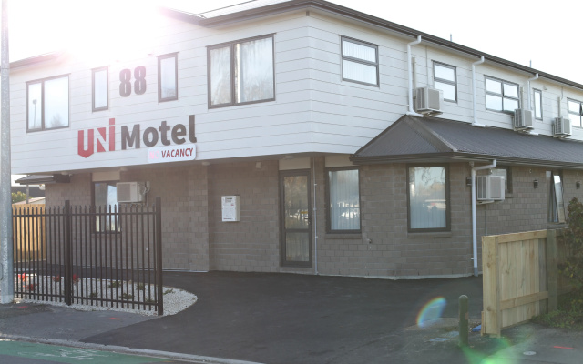 Uni Motel