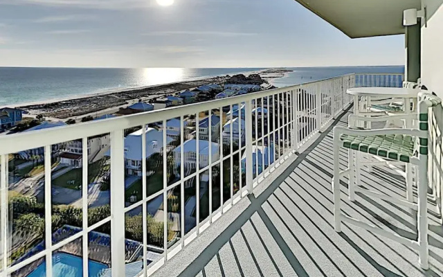 Tristan Towers #10C