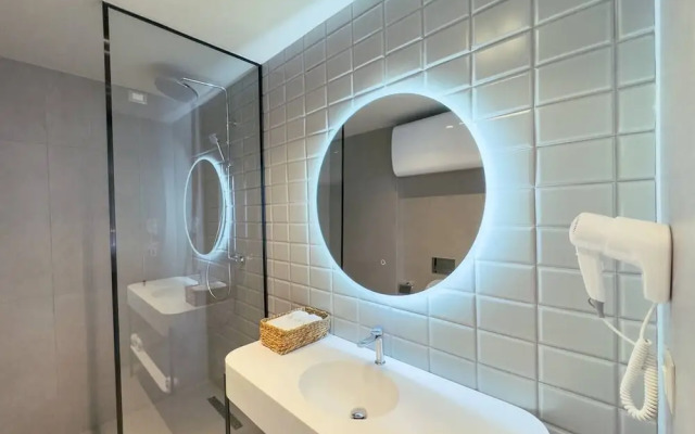 Zins Luxury Rooms 06