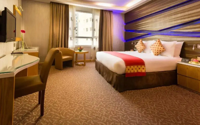 Al Safir Hotel