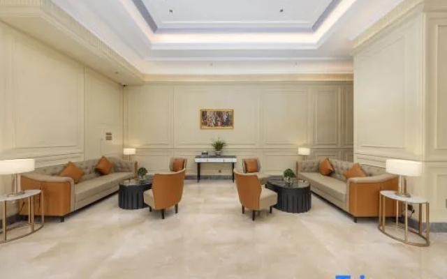 Vienna Hotel (Fengjie Kuimen Impression Pier)