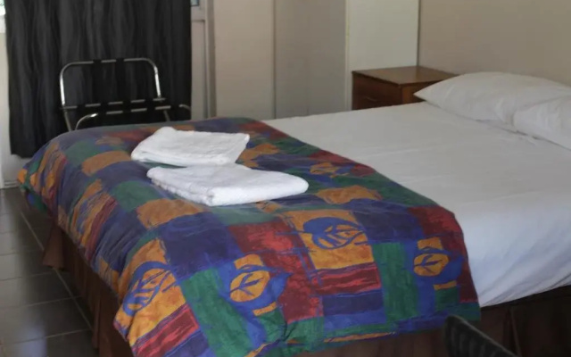 Katherine River Lodge