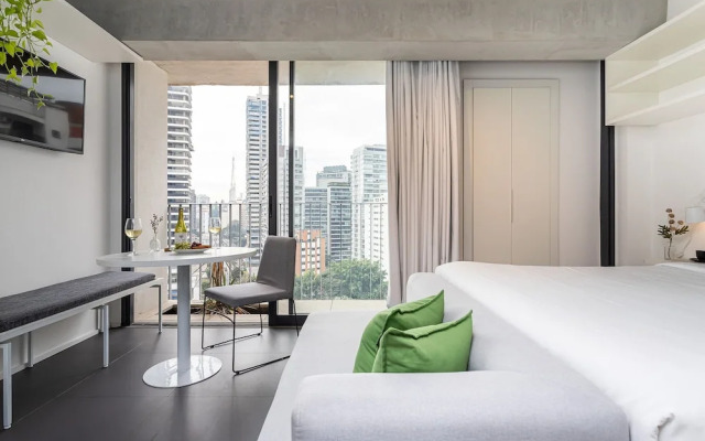 Onze22 by Viva - Estúdios Modernos a 400m do Metrô Vila Madalena com Piscina no Rooftop