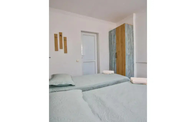 Book Hotel