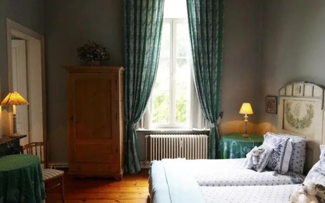 Home Fleuri Guesthouse