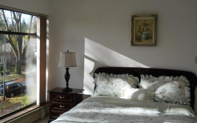 Отель Vancouver Dunbar Bed And Breakfast Канада, Ванкувер - отзывы, цены и фото номеров - забронировать отель Vancouver Dunbar Bed And Breakfast онлайн комната для гостей