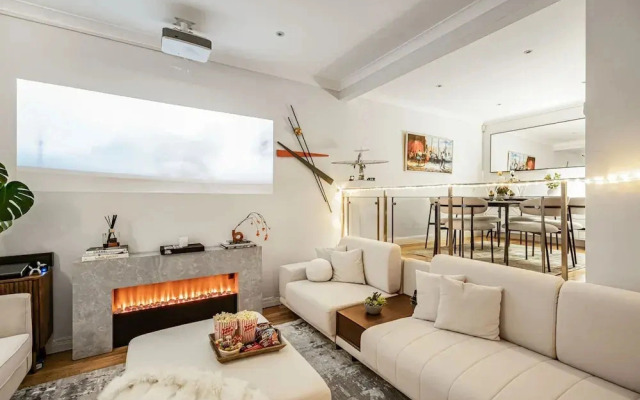 4-bed Knightsbridge Home Gym Cinema Jacuzzi