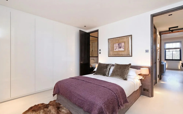 Super Premium - Cadogan Square 3 Bedroom Apartment