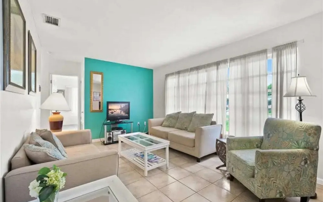 Aurora Seabreeze - Three Bedroom Home